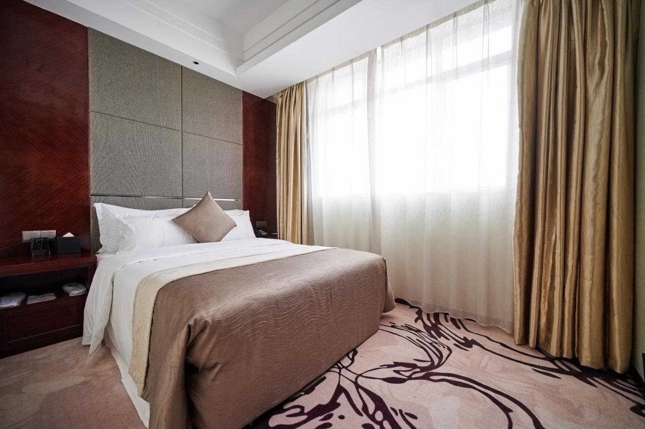 Foshan Jinlai Holiday Hotel Extérieur photo