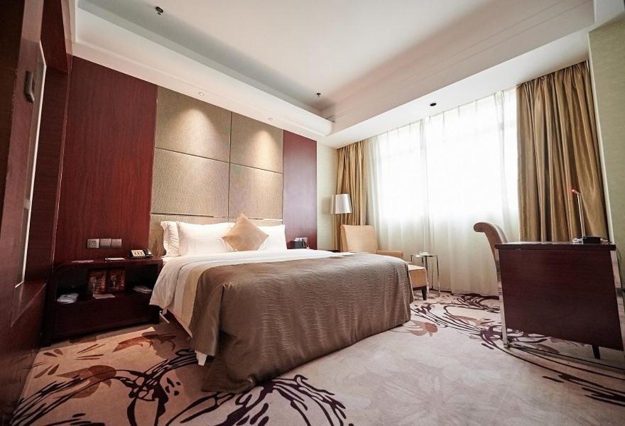 Foshan Jinlai Holiday Hotel Extérieur photo