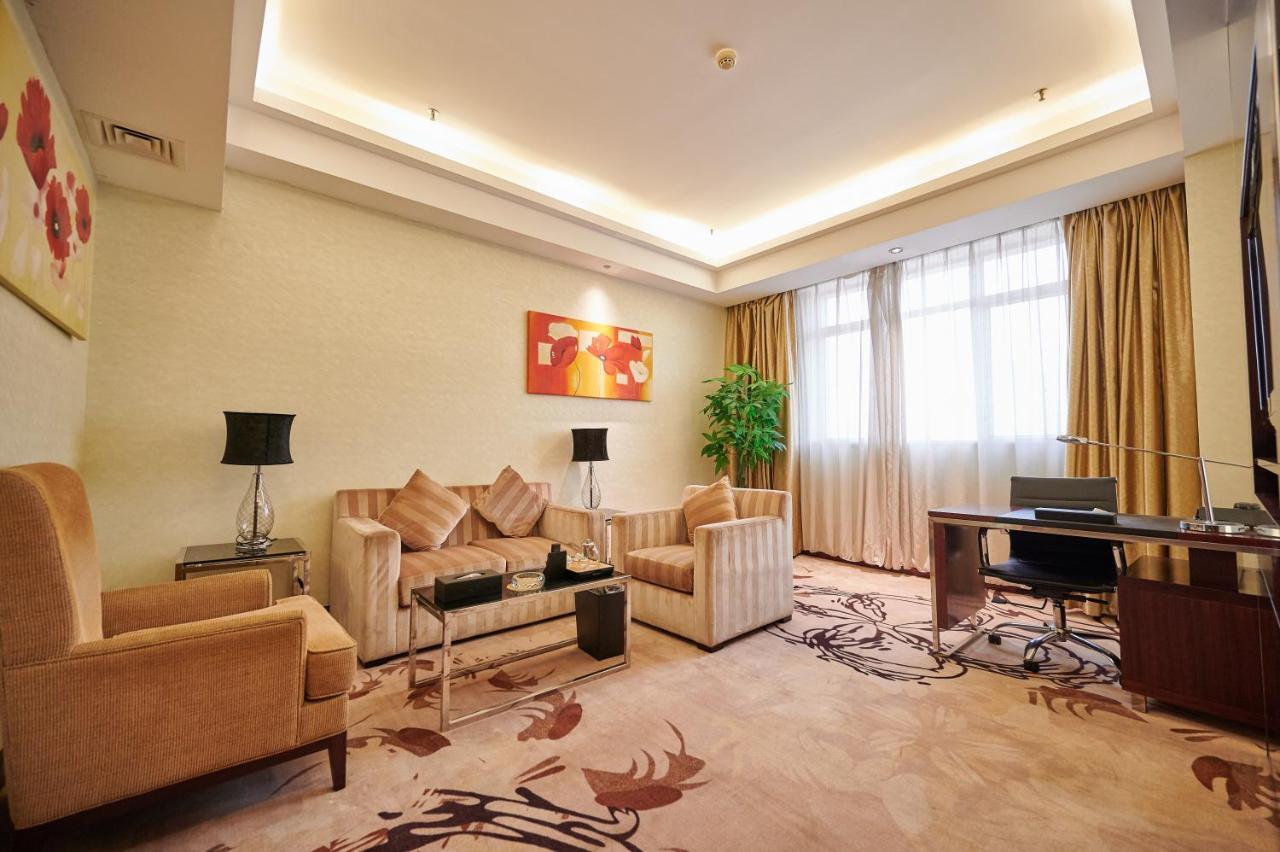 Foshan Jinlai Holiday Hotel Extérieur photo