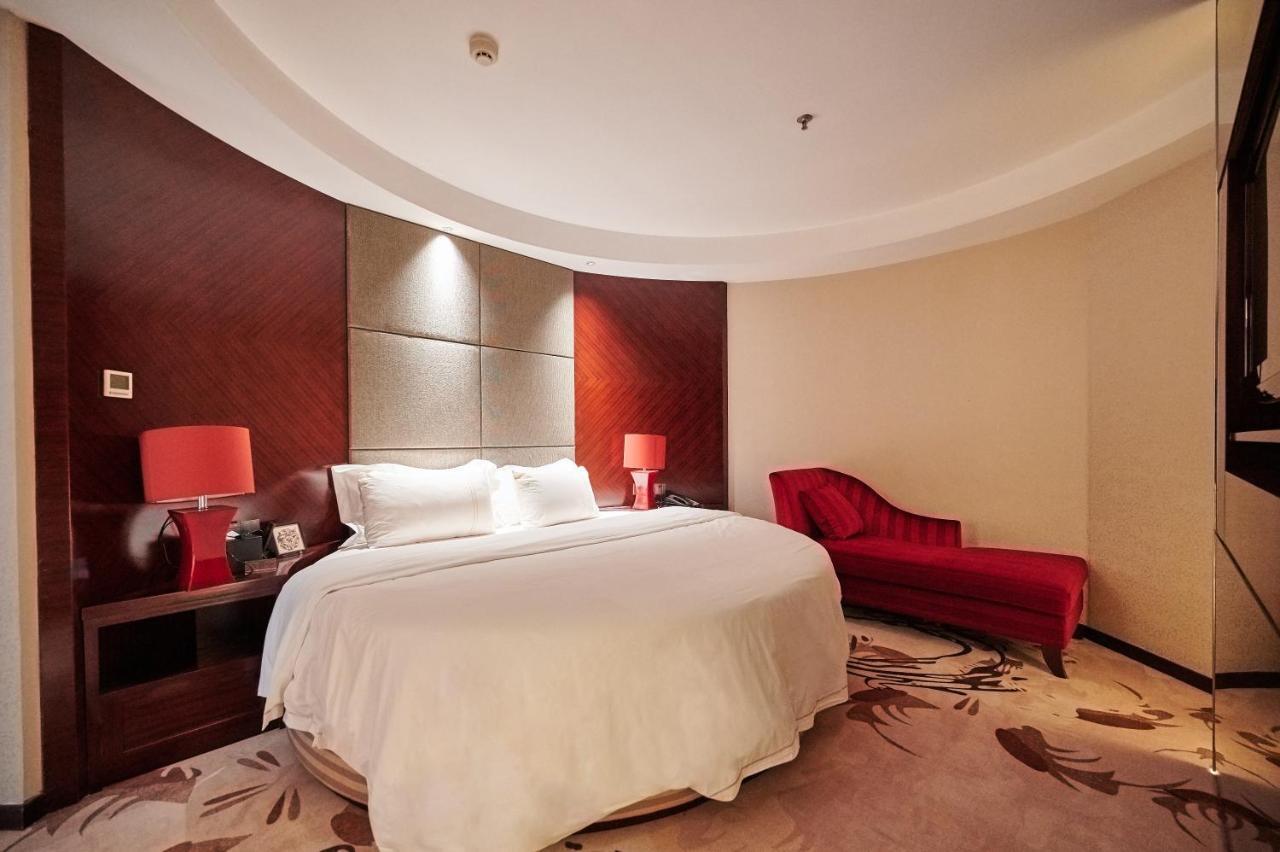 Foshan Jinlai Holiday Hotel Extérieur photo