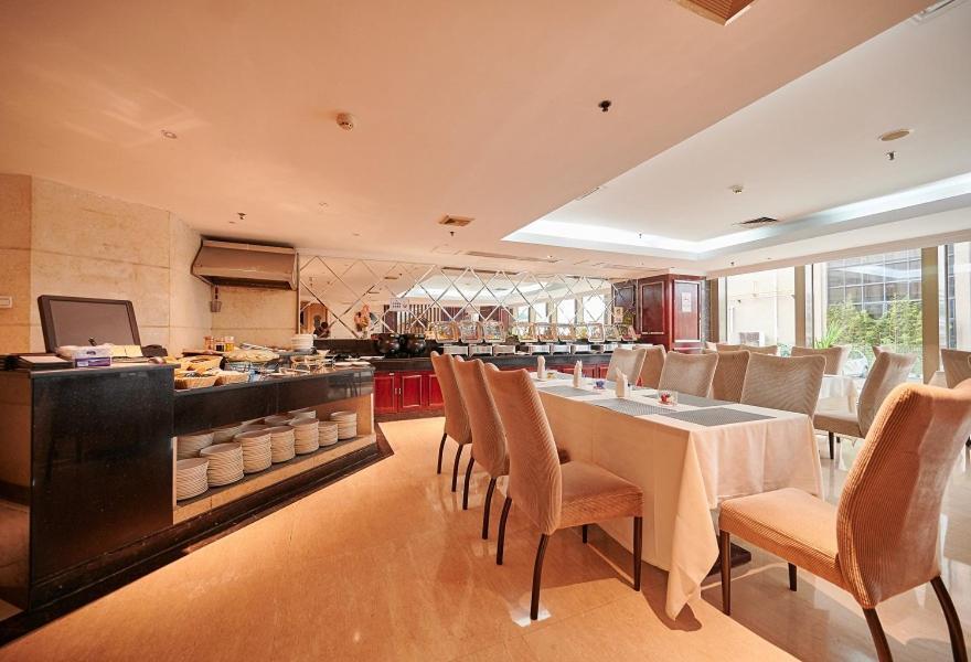 Foshan Jinlai Holiday Hotel Extérieur photo